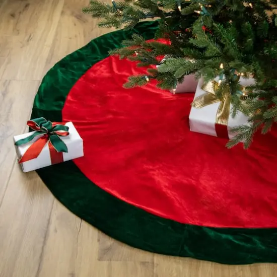 60" Red & Green Traditional Christmas Tree Skirt {5}