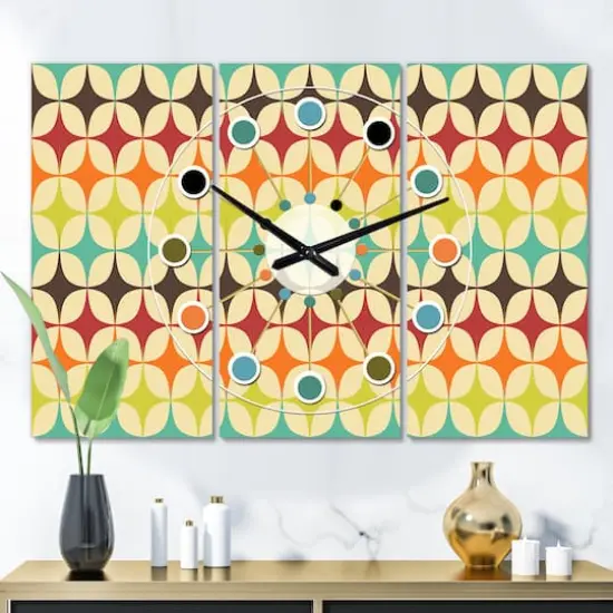 Designart Abstract Retro Geometric Pattern V Oversized Mid-Century Modern Multipanel Wall Clock {1}