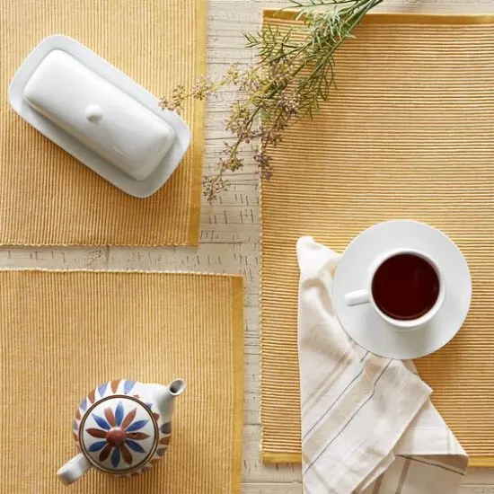 DII&reg; 2-Tone Ribbed Placemats, 6ct. Honey gold and white {11}