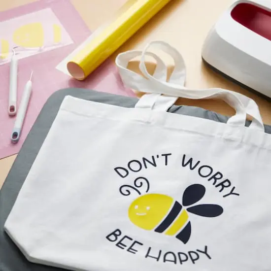 Cricut&reg; Smart Iron-On&trade; Yellow {3}