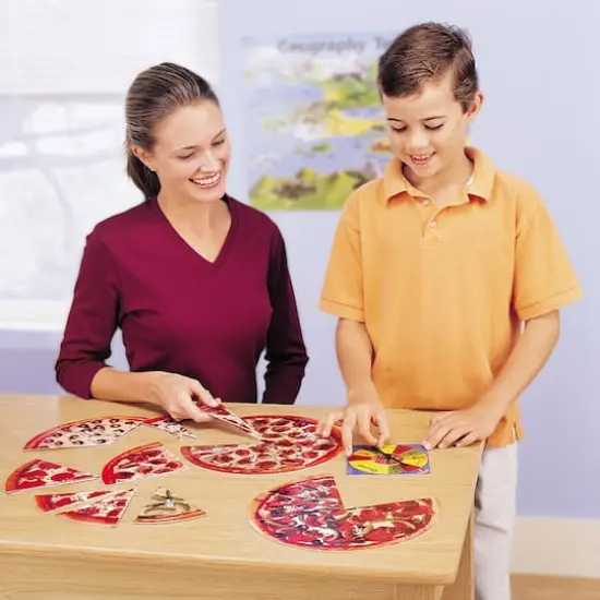 Learning Resources&reg; Pizza Fraction Fun&trade; Game {4}