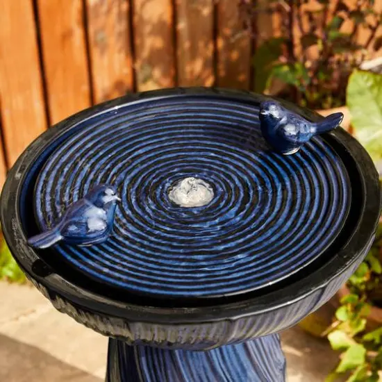 Glitzhome&reg; 24.75" LED Cobalt Blue Twist Ceramic Birdbath Outdoor Floor Fountain {7}