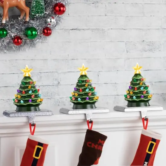 Green Tree Illuminated Stocking Hanger {4}