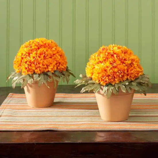 FloraCraft&reg; FloraFōM 6" Green Foam Ball {9}