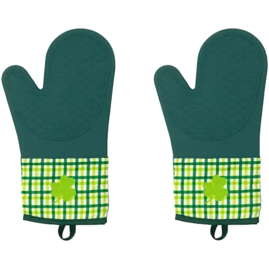 Green Plaid Shamrock Oven Mitts, 2ct. {1}