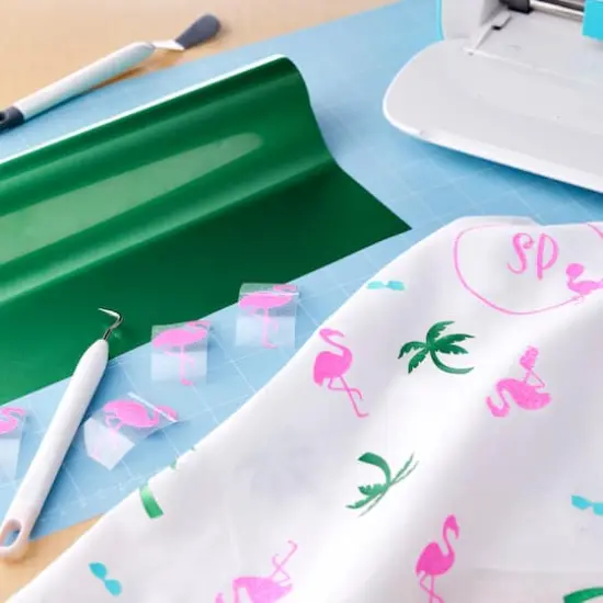 Siser&reg; EasyWeed&reg; Electric Heat Transfer Vinyl, 36" Green {3}