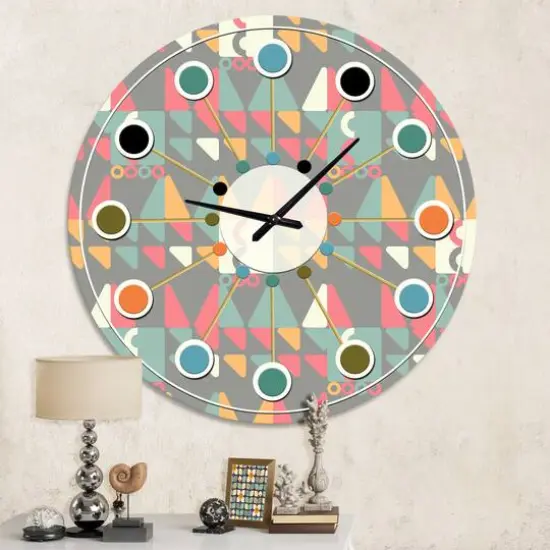 Designart 'Retro Abstract Design V Mid-Century Modern Wall Clock {1}
