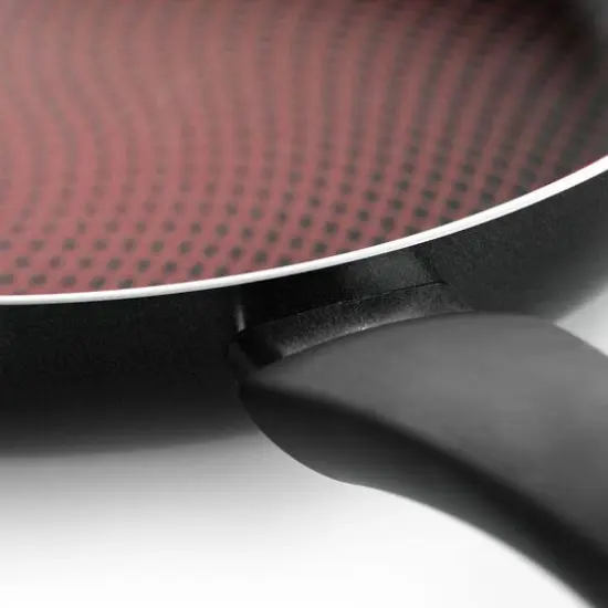 Gibson Home&reg; Piletti 10'' Aluminum Frying Pan Black and Red {9}
