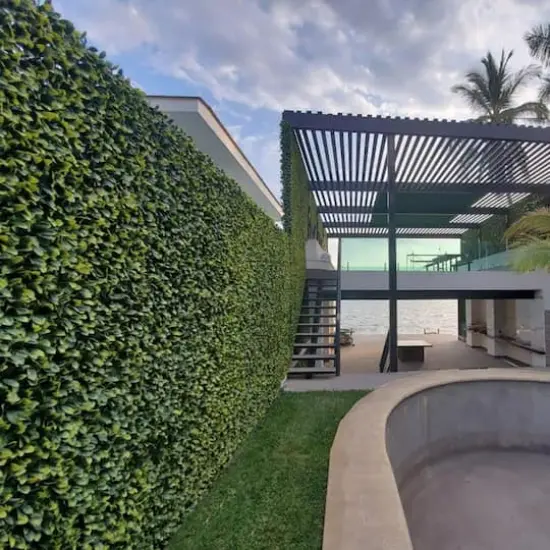 4ft. Expandable Lemon Leaf Lattice Screen {3}