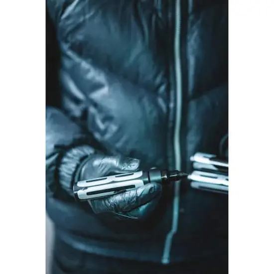 Montana Bold Marker, Black {4}