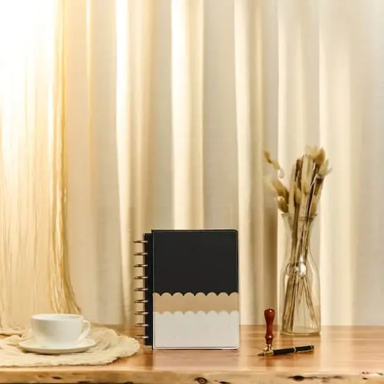 The Classic Happy Planner&reg; Heritage Charm Premium {4}