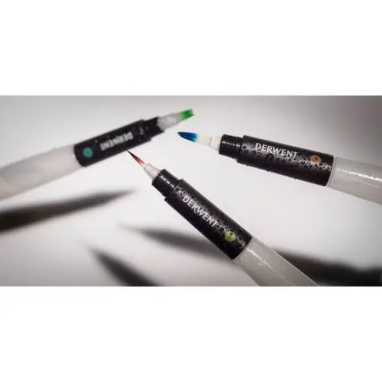 Derwent&reg; Fine Waterbrush {5}