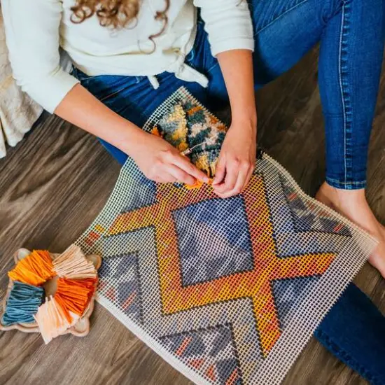 LoRan&reg; Latch-Stitch&trade; Kilim Pillow Kit {5}