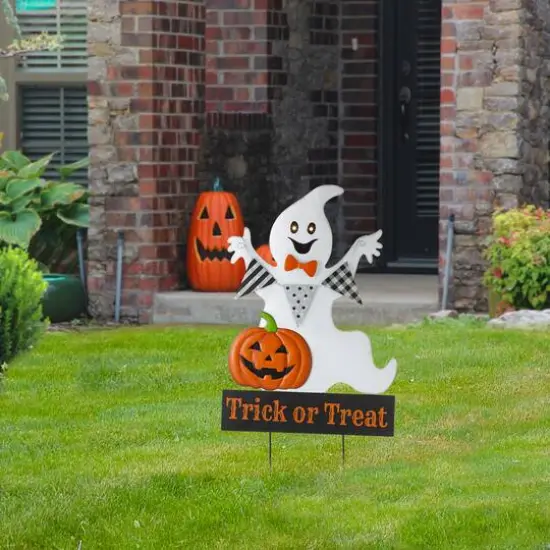 Glitzhome&reg; 32" Lighted Metal Halloween Ghost Yard Stake {3}