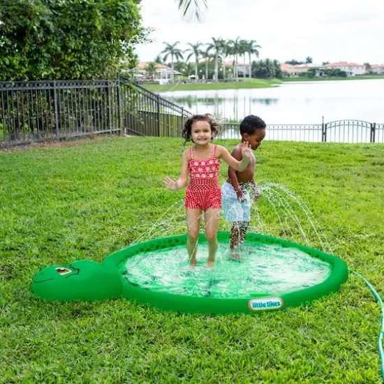 Little Tikes&reg; 60" Timmy the Turtle Splash Pad {3}