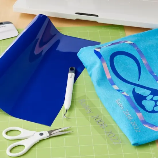 Cricut&reg; 12" x 24" Iron-On Royal {3}