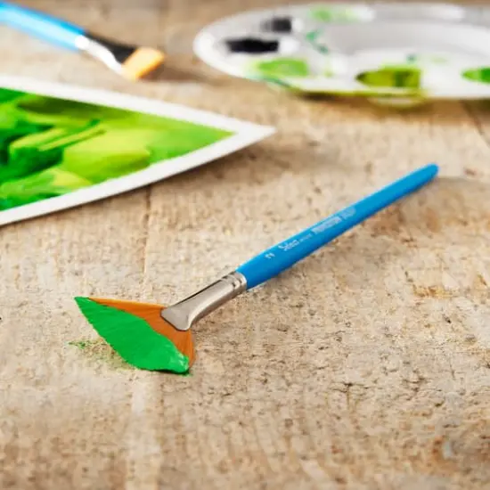 Princeton&trade; Select&trade; Artiste Series 3750 Short Handle Fan Brush {3}