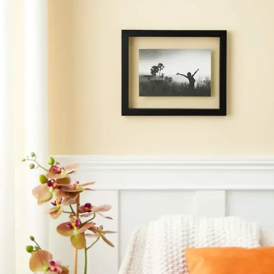 Black Float Frame by Studio D&eacute;cor&reg; {3}