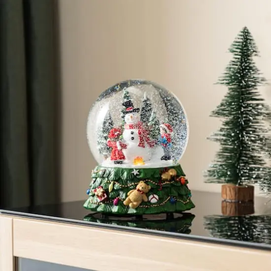 Glitzhome&reg; 150mm Christmas Resin Lighted Musical Snowflakes Snowman Waterglobe {6}