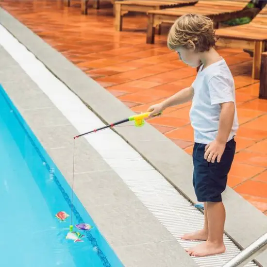 Toy Time Kid's Toy Fishing Set {9}