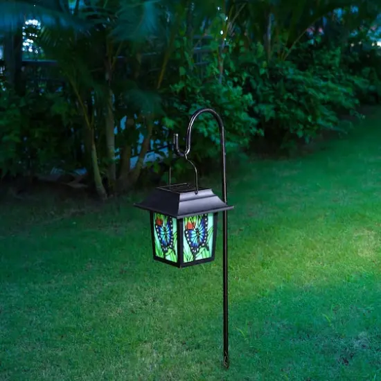 Glitzhome&reg; 30" Solar Powered LED Pathway Light Garden Stake {3}