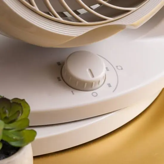 Iris&reg; 12.25" Latte Fan {6}