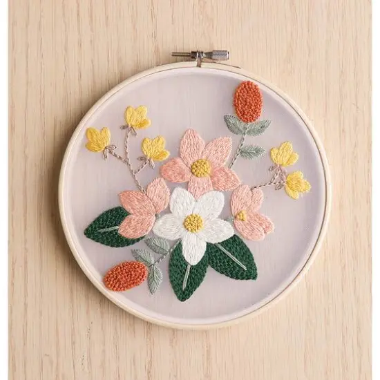 Leisure Arts&reg; 6" Magnolias Embroidery Kit {5}