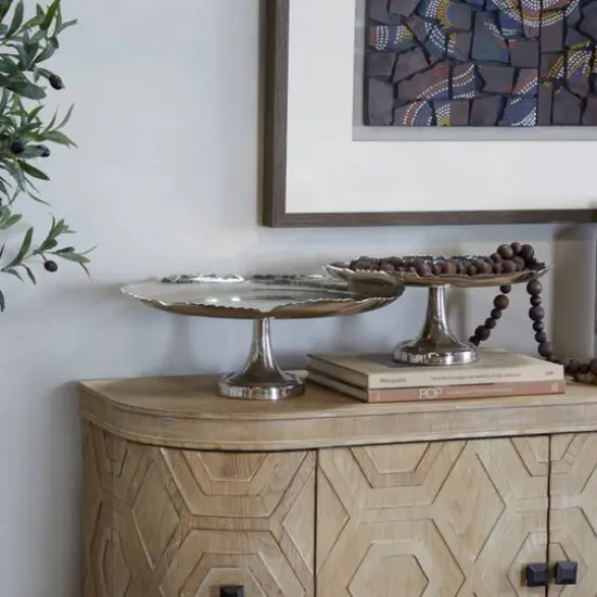 CosmoLiving by Cosmopolitan 16" Silver Aluminum Cake Stand {3}