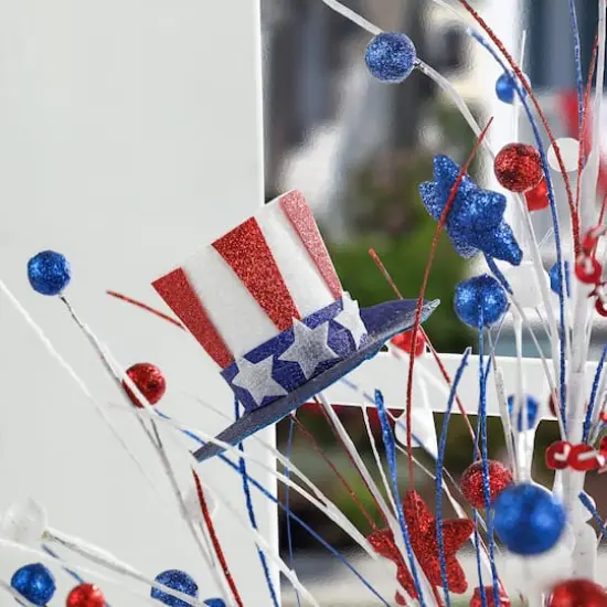 Glitzhome&reg; 20" Patriotic Americana Top Hat Table Tree {7}