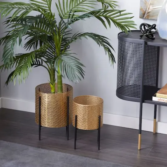CosmoLiving by Cosmopolitan Gold Metal Mesh Planter Set {6}