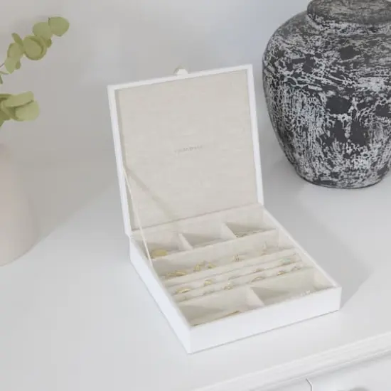 Lilarie & Co. Small Jewelry Box White {4}
