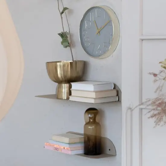 Hello Honey&reg; 8.5" Gold Aureate Creased Metal Planter {5}