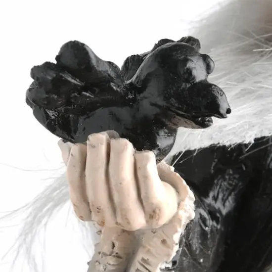 11" Witch with Black Bird Tabletop D&eacute;cor {5}