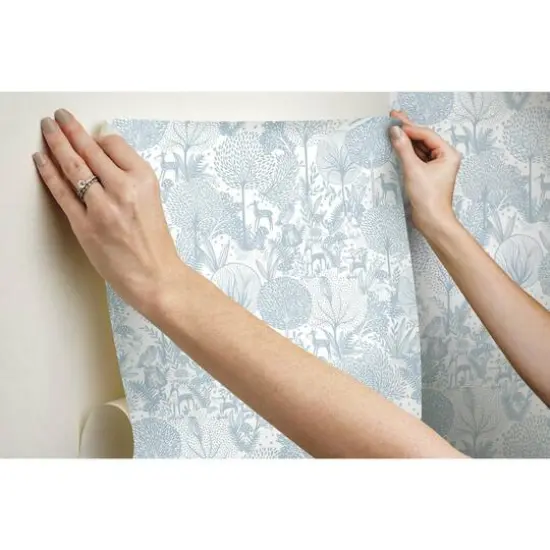 Roommates Forest Friends Peel & Stick Wallpaper Blue/White {11}