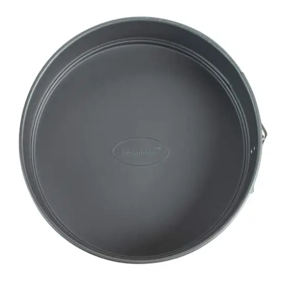 Kitchen Details 3-Piece Round Spring Form Pan Set {9}