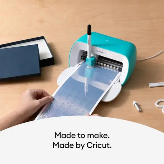 Cricut Joy&trade; Smart Label&trade; 5.5" Permanent Writable Vinyl Silver Holographic {5}