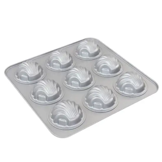 Martha Stewart 11" 9-Cup Carbon Steel Madeline Pan {5}