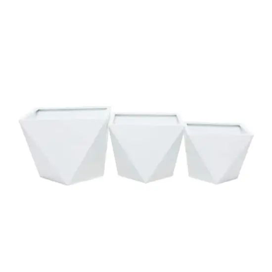 White Modern Planter, Set of 3" 18", 16", 15" {1}