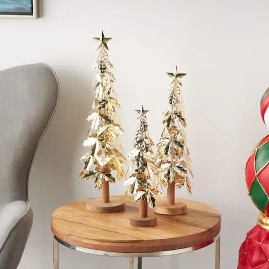Gold Metal Layered Holly Leaf Christmas Tree Sculpture Set {3}