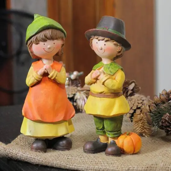 7.5" Boy & Girl Pilgrim Thanksgiving Figurine Set {5}