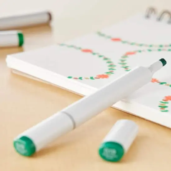 Copic&reg; Sketch Marker, Greens G19 Bright Parrot Green {3}