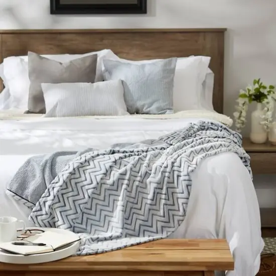 DII&reg; French Blue Chevron Plush Throw {3}