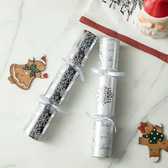 Glitzhome&reg; 12" Christmas Snowflake Party Cracker with Gift Contents, 6ct. {4}