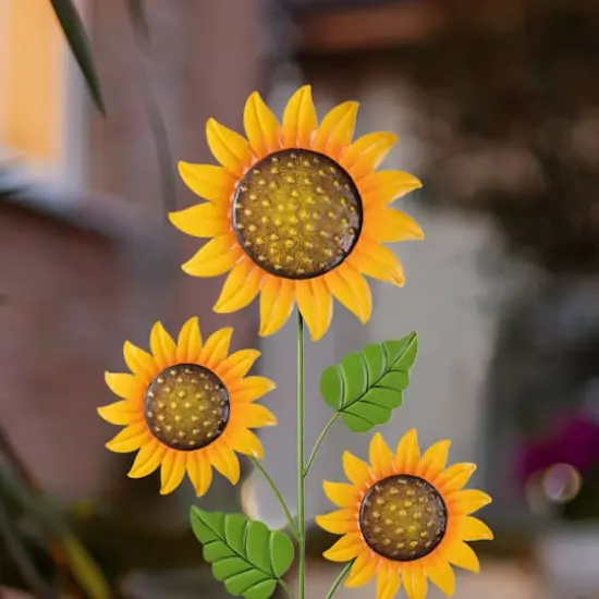 Glitzhome&reg; 48.25" Fall Metal Sunflowers Yard Stake {6}