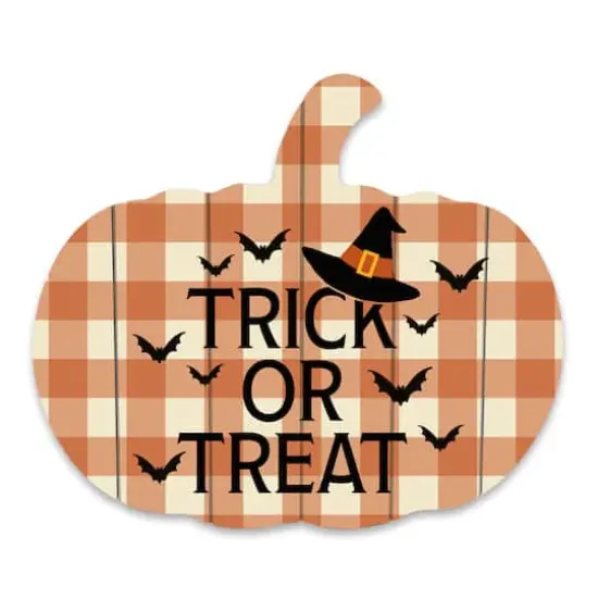Trick or Treat Buffalo Check Pumpkin Shaped Pallet Wood Art {1}
