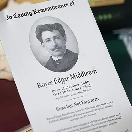 Hunt A Killer: Agatha Christie's Mystery of Hunter's Lodge {6}