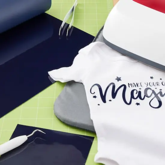 Cricut&reg; Smart Iron-On&trade; Heat-Transfer Vinyl Navy {3}