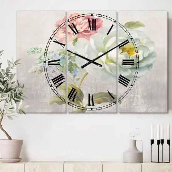 Designart Country Flower Bouquet Lodge 3 Panel Wall Clock {3}