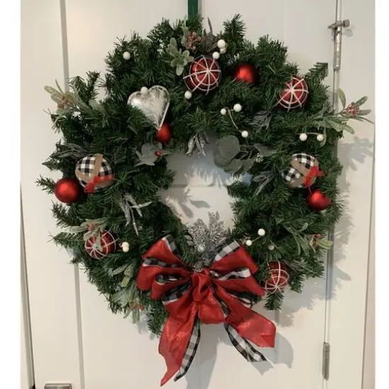 2.5ft. Canadian Pine Artificial Christmas Wreath {6}
