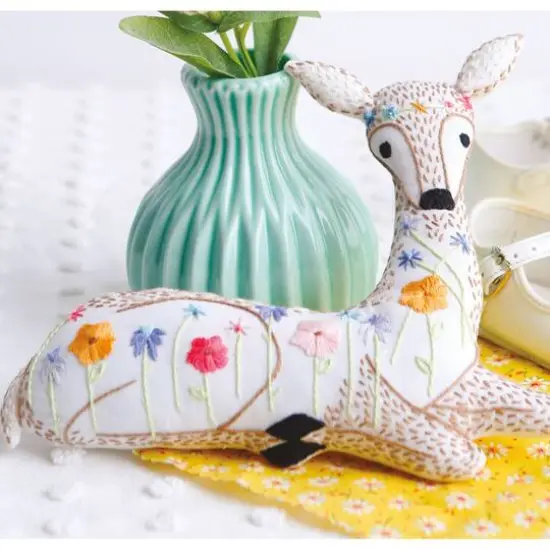 Leisure Arts&reg; Stitchery Forest Friends Book {14}